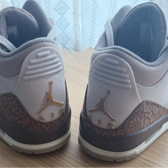 Nike | Shoes | Air Jordan 3 Retro Palomino Whitebrown Mens 5  display picture 3